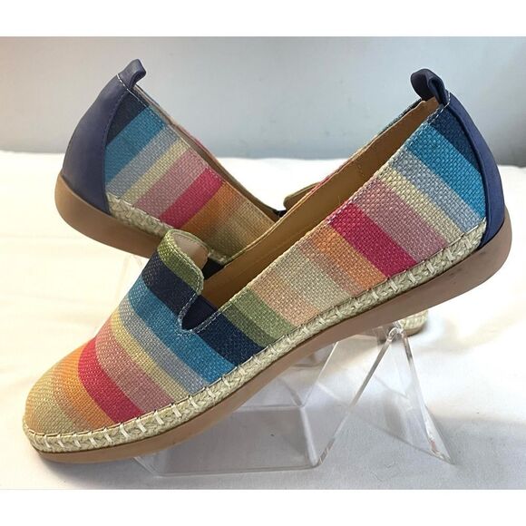 Beacon Fashion Multicolored Canvas Loafers Women’s Shoes Size 7 Medium New - Picture 3 of 12